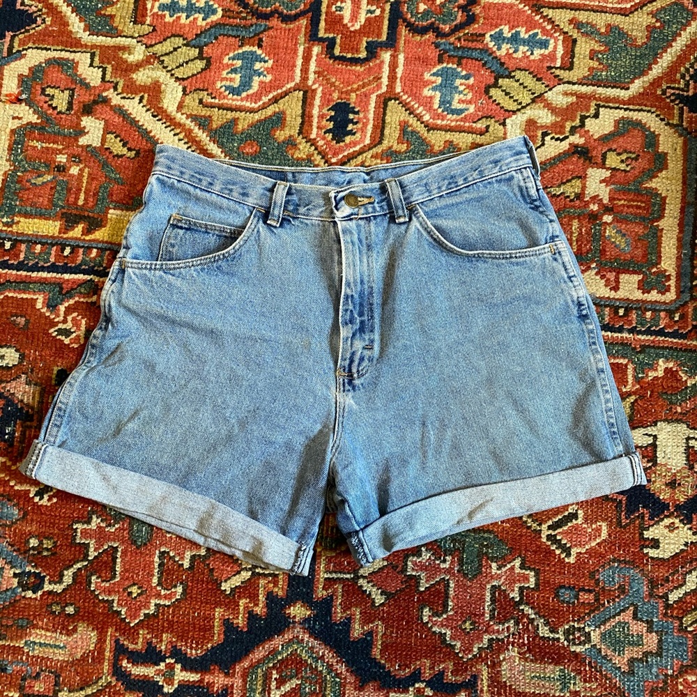 SOLD VINTAGE Wrangler Cuffed Denim Shorts